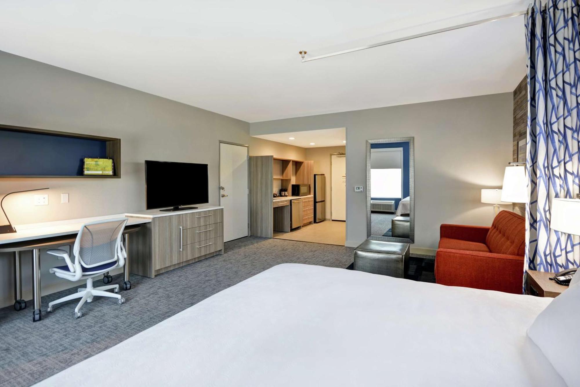Home2 Suites Houston Westchase Exterior photo