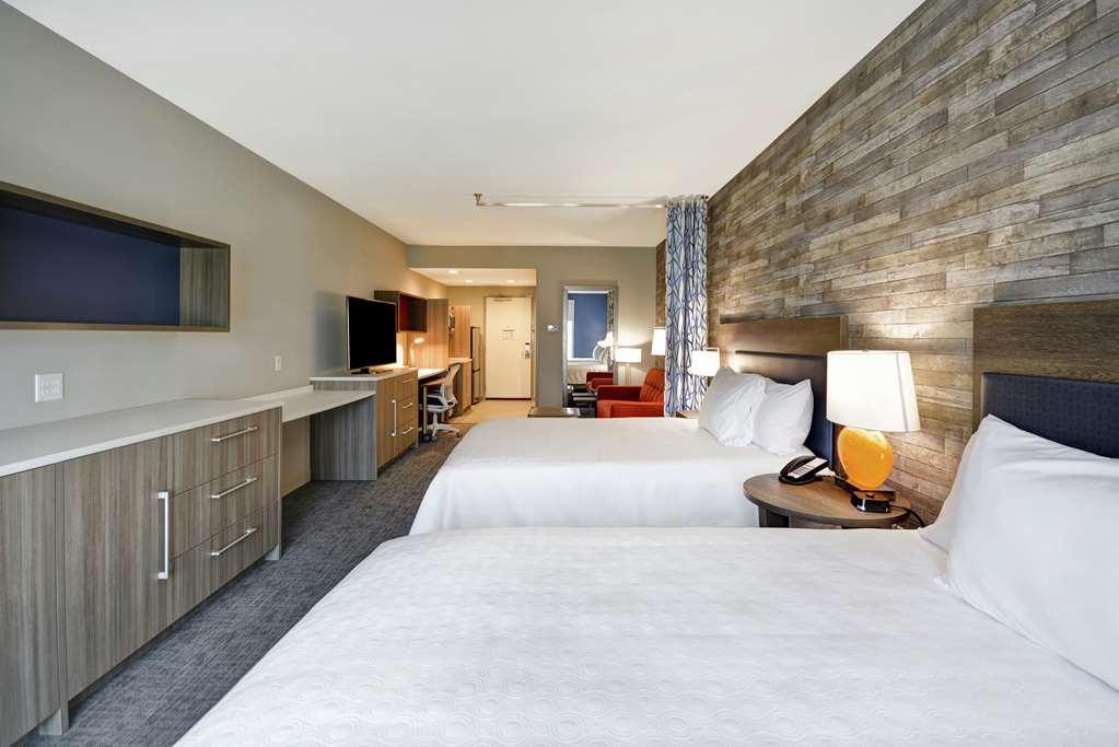 Home2 Suites Houston Westchase Room photo